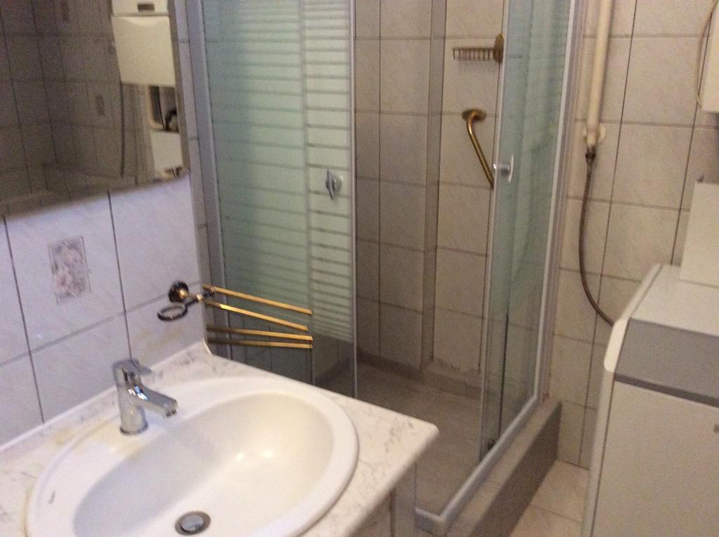 Szundi Szobak Pecs Bagian luar foto